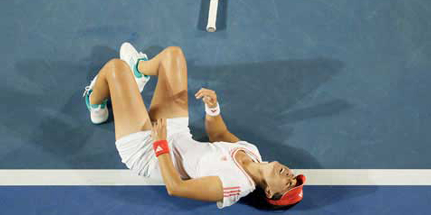 Prévenir les blessures au tennis : programme d’exercices pour joueurs débutants et intermédiaires